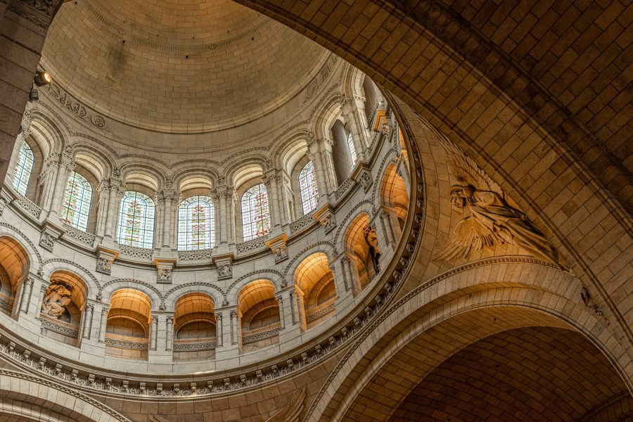 dome-of-the-sacre-coeur-basilica-in-paris-2026-01-06-09-09-23-utc(1)