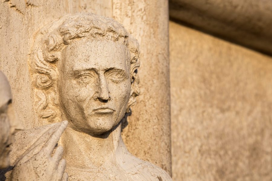 face-in-the-wall-venice-2026-01-11-10-29-38-utc(1)