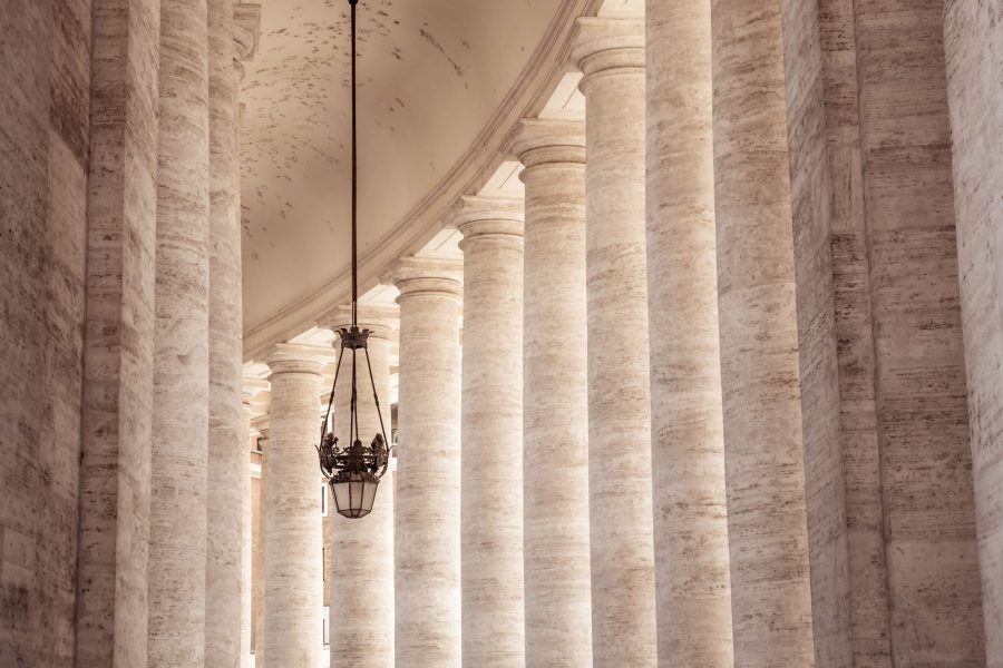 st-peter-s-square-colonnades-2026-01-08-06-52-20-utc(1)